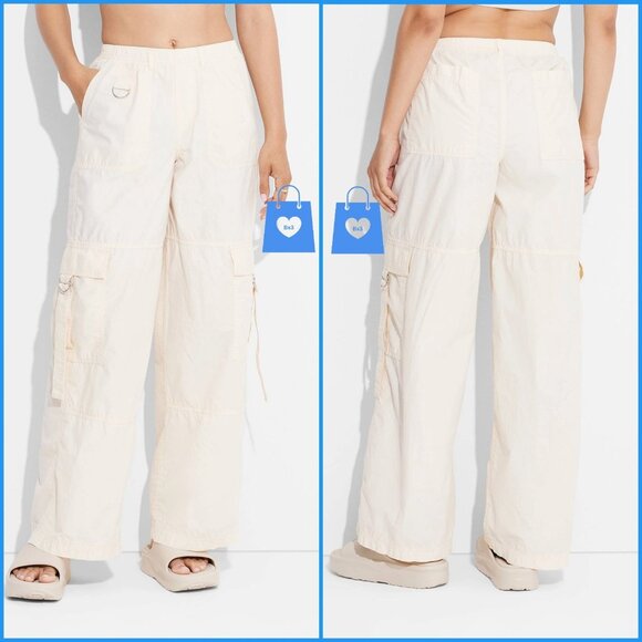 Medium - Womens Mid-Rise Wide Leg Cargo Pants - Wild Fable - Off-White - Picture 1 of 6